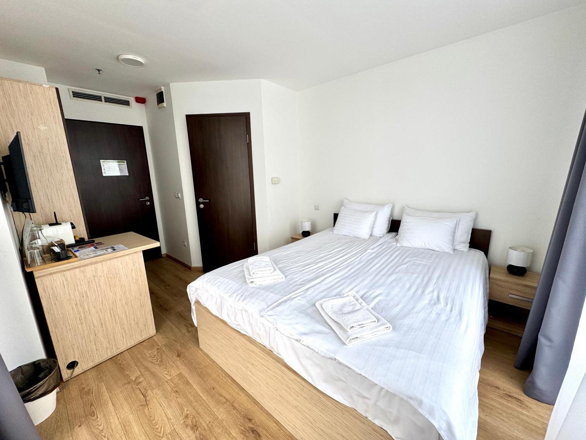 Rooftop City Residence With Deep Garage ブダペスト 部屋 写真